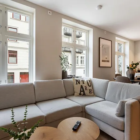 Апартаменты Renovated In Area