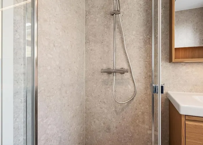 Daire Renovated In Area